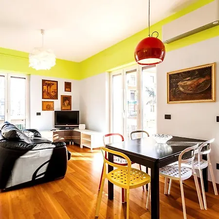 Flat Gentile, Sorrento, Floor 2br Flat, Balcony 아파트 소렌토